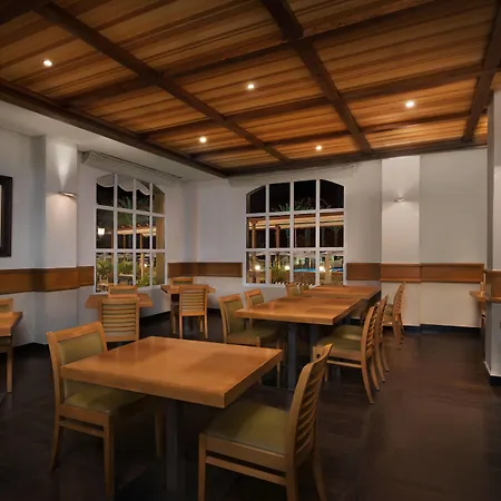 Marriott's Playa Andaluza 4*